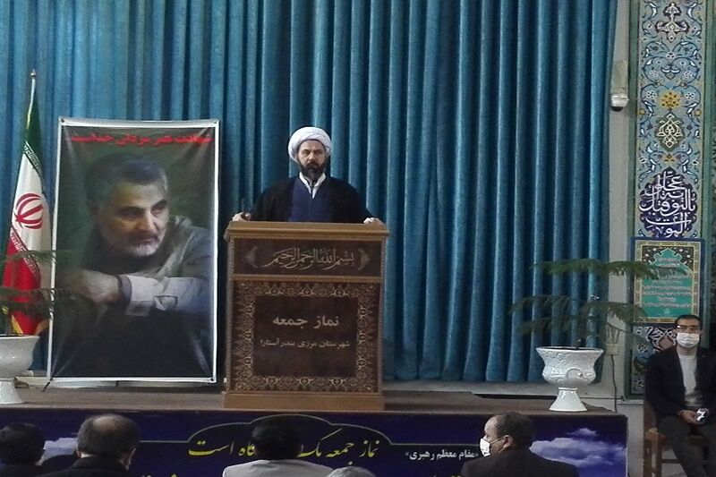 امام جمعه آستارا: راهکار رفع مشکلات اقتصادی حمایت از تولید است