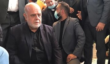 حضور سفیر ایران در عراق بر مزار شهید «ابومهدی المهندس»