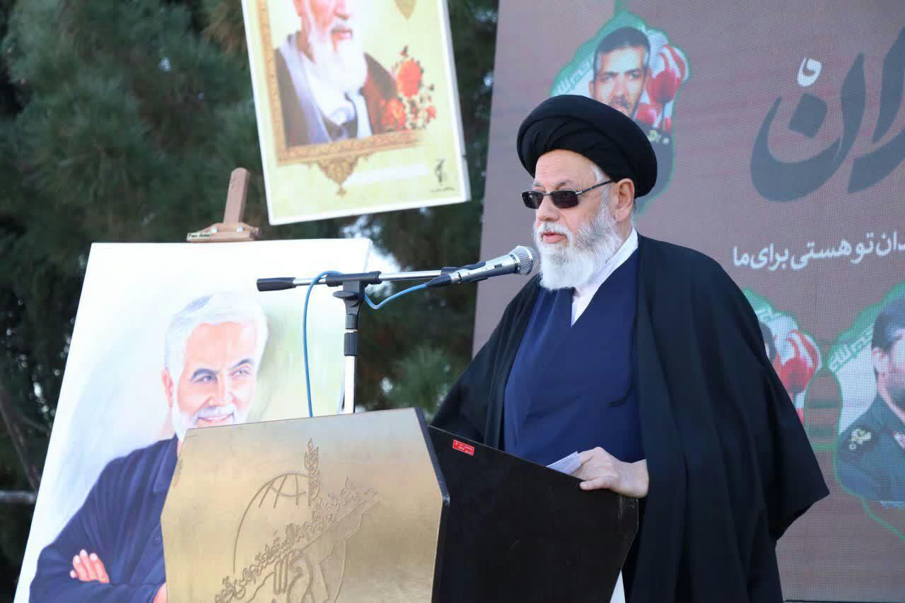یادواره شهید سلیمانی در یزد برگزار شد