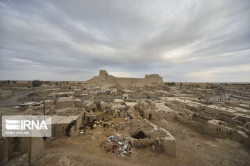 Iran : le Château Sekouheh au sud-est

