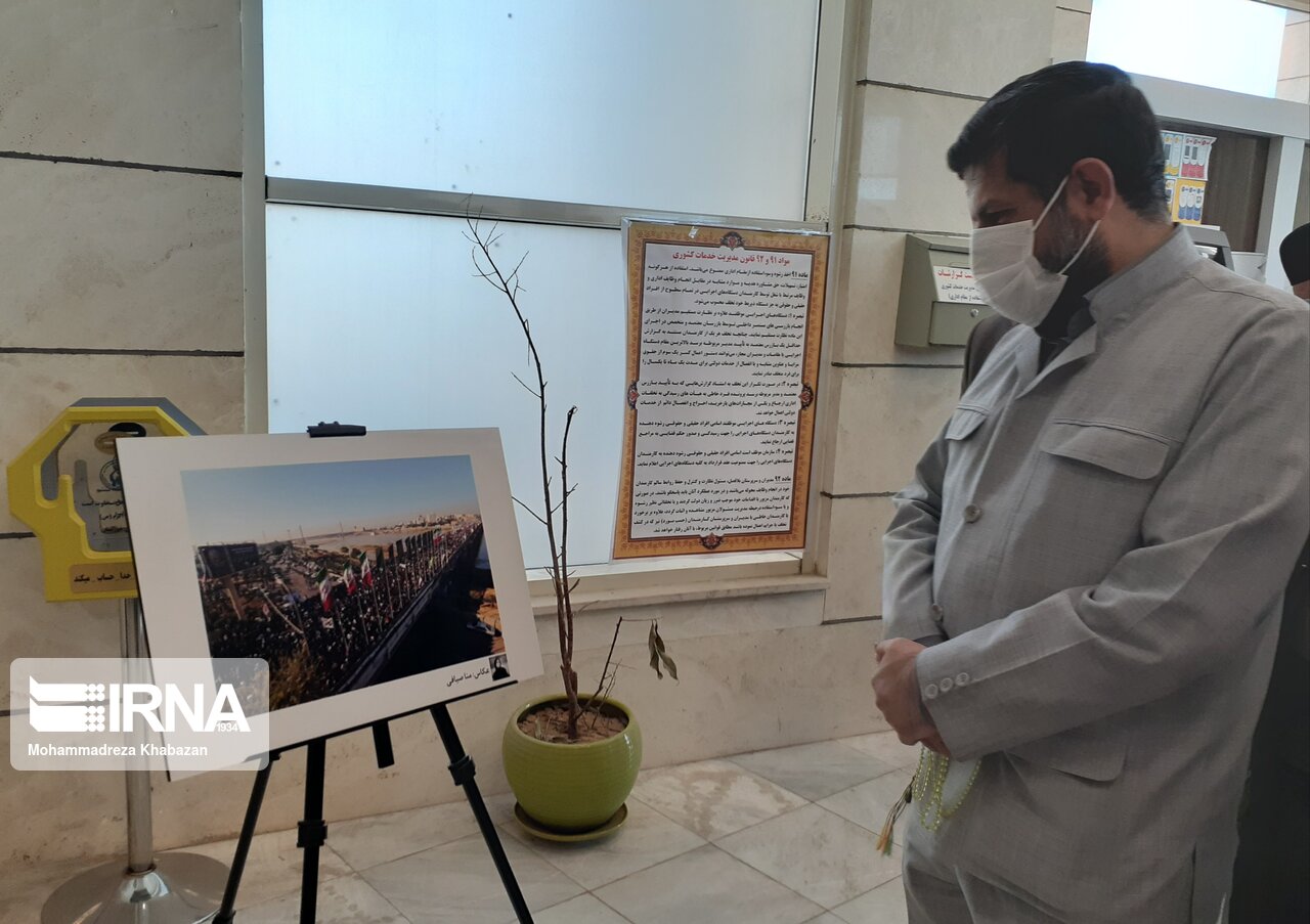 استاندار خوزستان:عکاسان در ثبت تشییع شهید سلیمانی نقش ارزنده‌ای داشتند