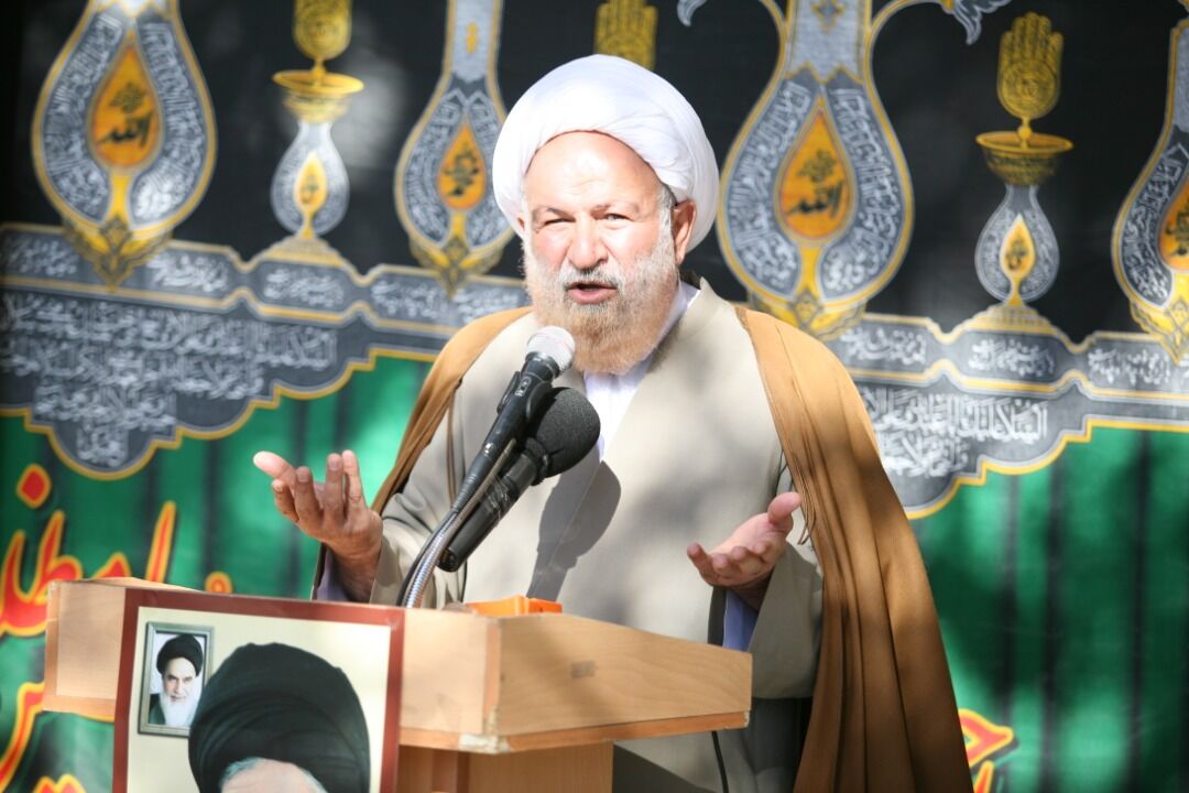 جوانان باید با افکار و سیره آیت الله مصباح یزدی آشنا شوند