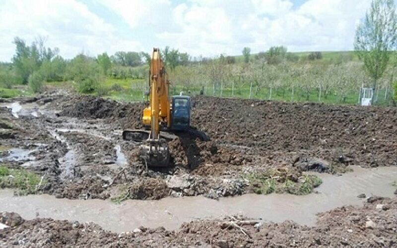 بیش از چهار کیلومتر از حریم رودخانه ترکمن چای آزاد شد