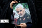 سردار شهید سلیمانی به مثابه پدر مردم ایران است