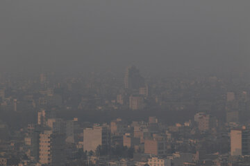 آلودگی هوا و متهمان ریز و درشتی مثل تحریم، کرونا و خودروهای فرسوده