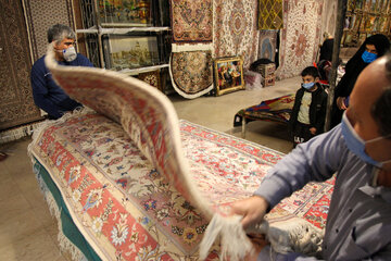 Tapis iranien tissé à la main : Kermanchah hôte d’un salon international

