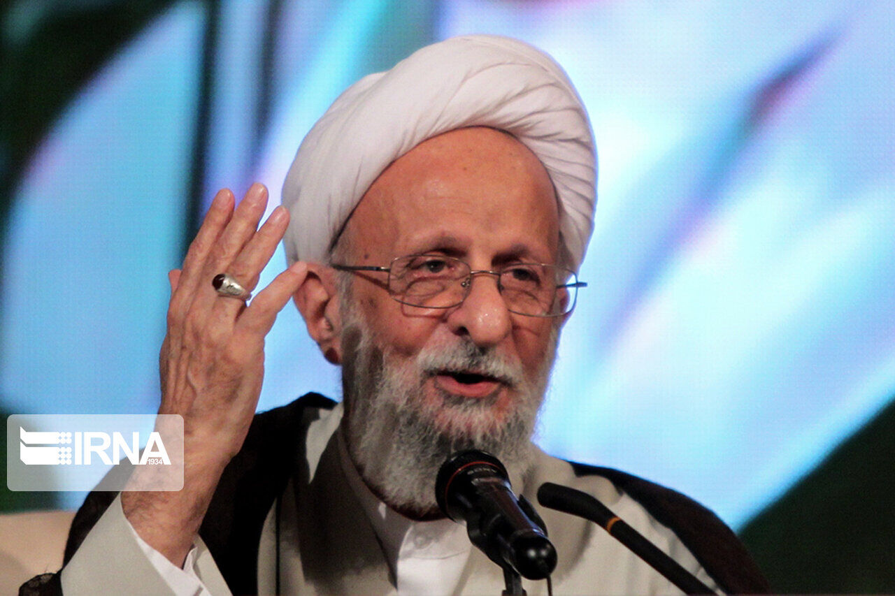 علوم انسانی برپایه اسلام بخشی از نیازهای نظام است