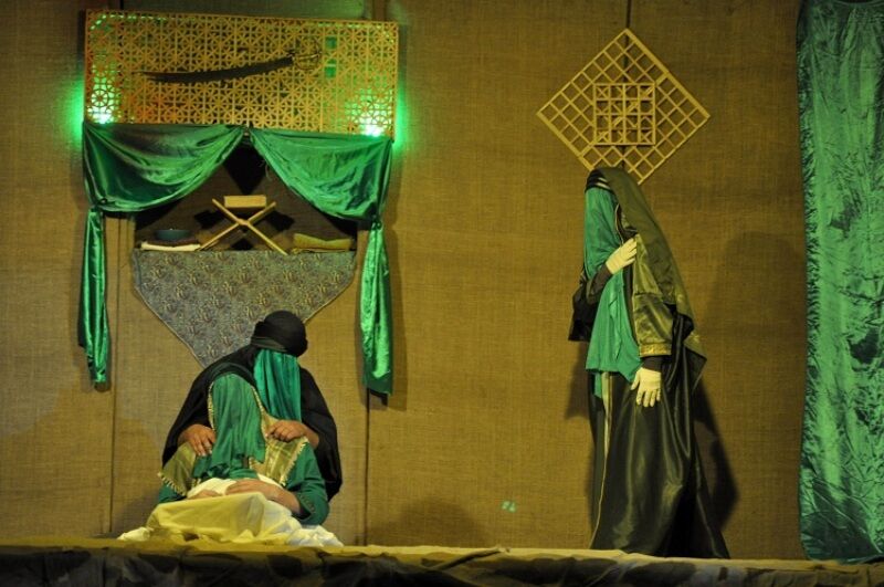 نمایش مذهبی حور در آتش در کرج روی صحنه می رود