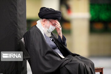 Leader attends Mourning Ceremony for Hazrat Zahra (SA) Martyrdom