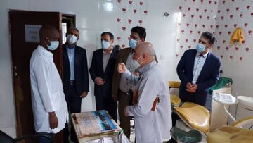 Le chef du Croissant-Rouge iranien visite des centres de santé en Afrique