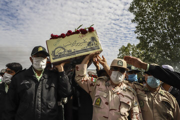 تشییع شهید دفاع مقدس در ستاد فرماندهی انتظامی خوزستان