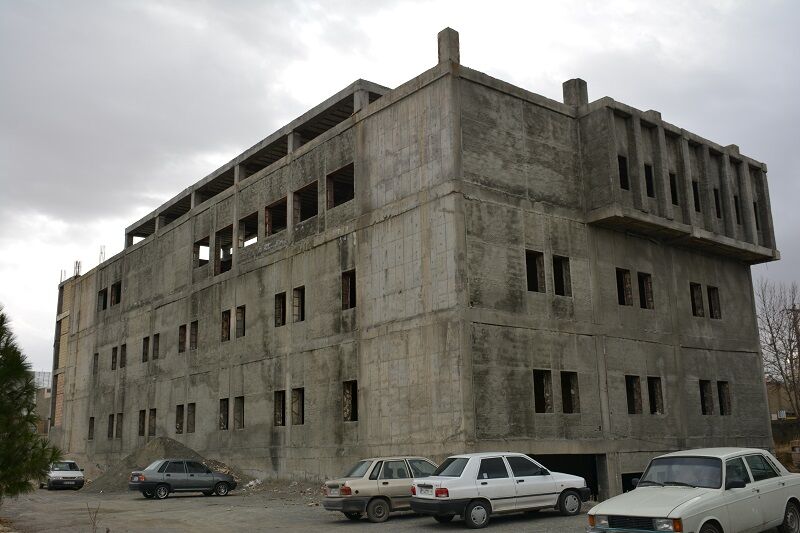 کتابخانه مرکزی کرمانشاه با ۶۰ درصد پیشرفت فیزیکی در دست ساخت است