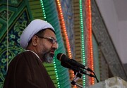 امام جمعه کرمان: کمیته امداد در جنگ اقتصادی توفیقات زیادی کسب کرد