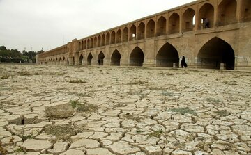 صرفه‌جویی را در سال دشوار کم‌آبی اصفهان جدی بگیریم