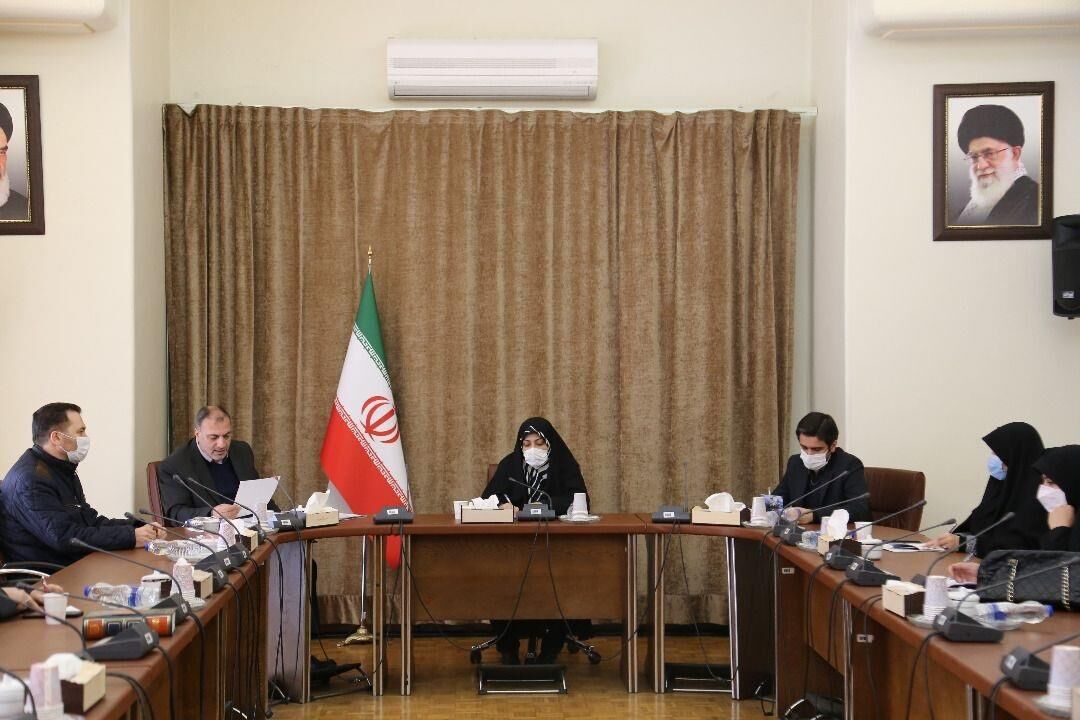 تقارن هفته زن و دهه فجر، فرصت مغتنمی برای تبیین سیره فاطمی است