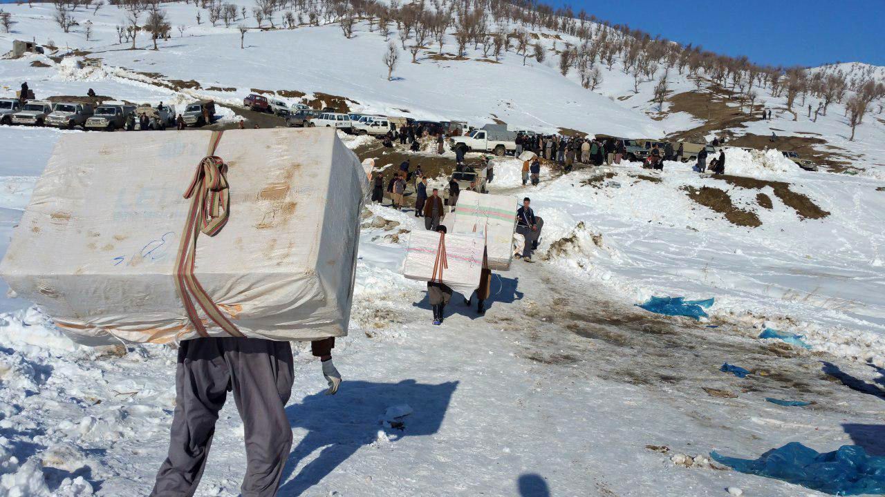 معاون استاندار کرمانشاه: طرح رونق تجارت کولبران تدوین شد