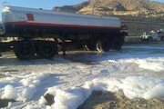 واژگونی تانکر حامل بنزین در اصفهان حادثه‌ساز شد