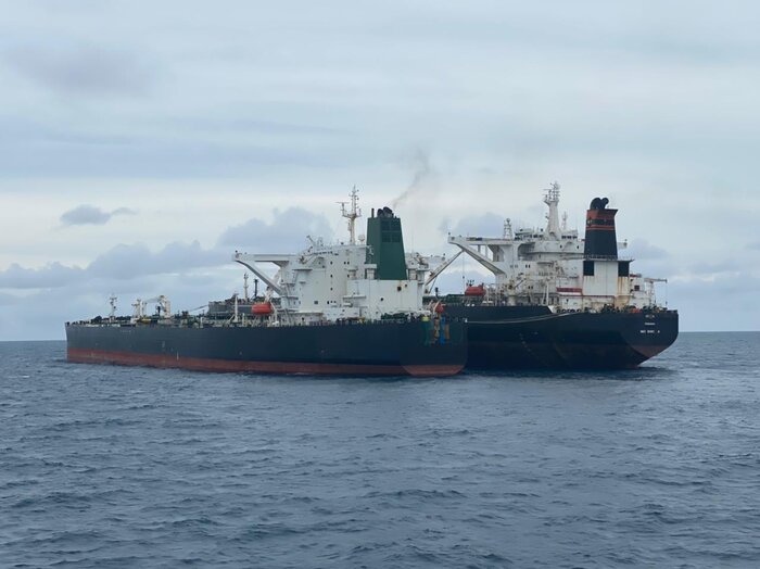 نفتکش‌ ایرانی برای تحقیقات به جزیره باتام اندونزی منتقل می شود