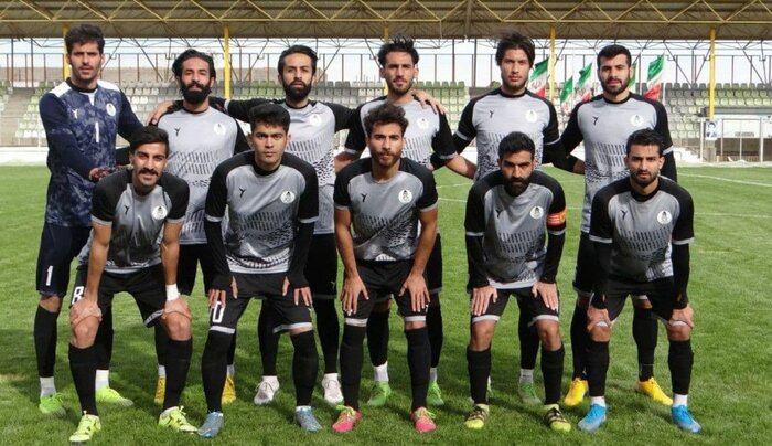 صعود شهرداری همدان به رتبه دوم لیگ دسته ۲ فوتبال کشور