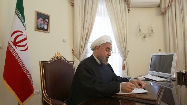 رئیس جمهور از تلاش های رئیس و کارکنان بنیاد مستضعفان قدردانی کرد رئیس جمهور از تلاش های رئیس و کارکنان بنیاد مستضعفان قدردانی کرد