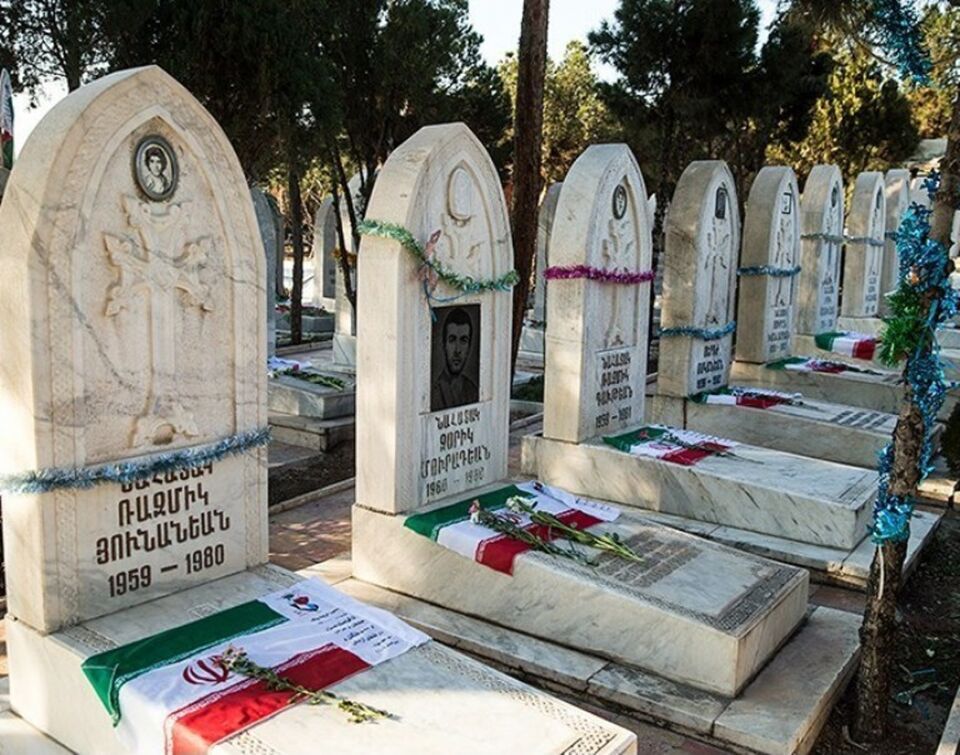 Iranian Armenian martyrs sacrificed lives for country's honor, security: Official