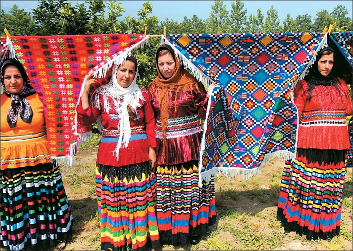 اجرای طرح ملی سنجش ساختار قامتی زنان روستایی در صومعه سرا 

