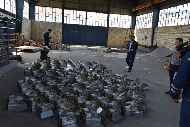 ۹۶۲ دستگاه ماینر در استان اردبیل کشف شد