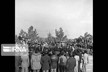 Le retour historique de l'Imam Khomeiny, le 1er février 1979