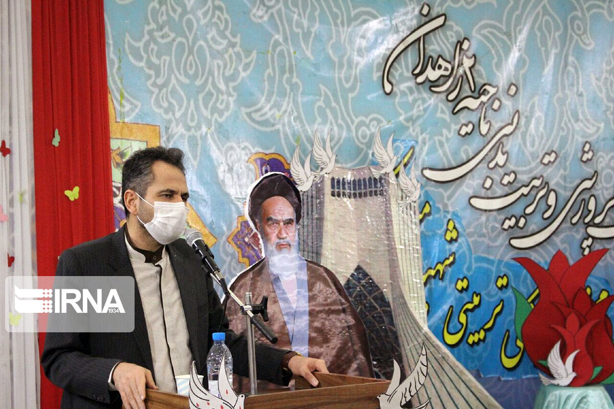 بازگشت عزت ملی از مهمترین دستاوردهای انقلاب اسلامی برای ملت ایران بود