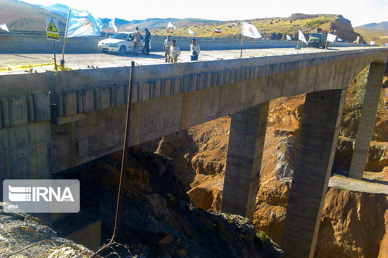 پل بزرگ کنجانچم با ۷۰ درصد پیشرفت در حال اجراست