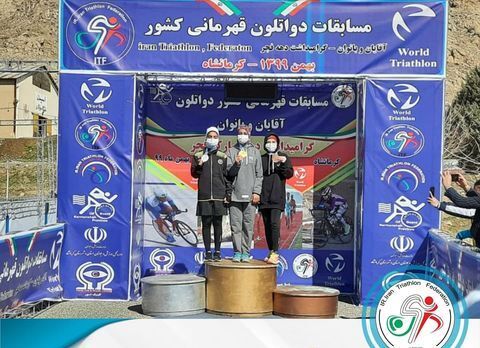 تیم نونهالان زنجان در مسابقات قهرمانی دوگانه قهرمان شد