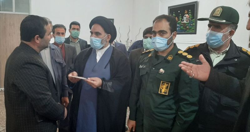 خانواده شهدای انقلاب در پلدختر تجلیل شدند