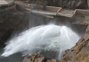 رهاسازی آب از سد شهید کاظمی بوکان به دریاچه ارومیه آغاز شد