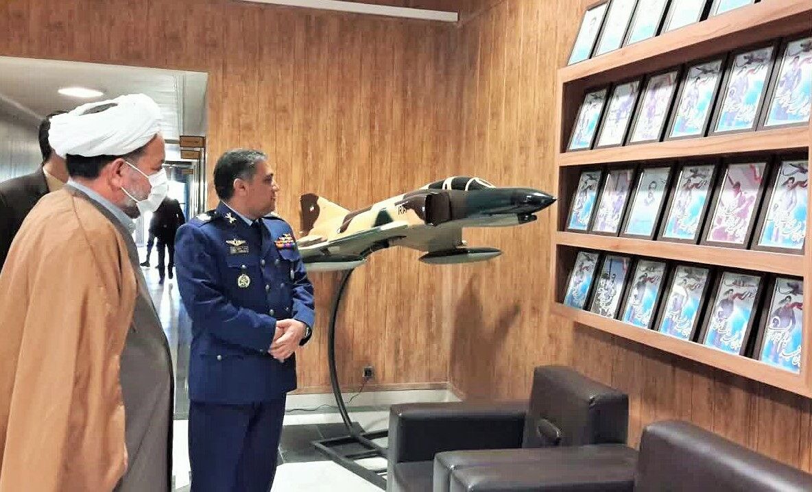 نخستین شهید خراسان رضوی در دوران دفاع مقدس از نیروی هوایی بوده است