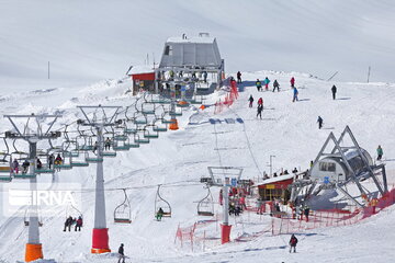 La Coupe de Ski de Fajr à Tochal au nord de Téhéran