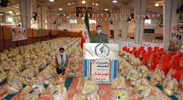  بسته کمک مومنانه در مرند توزیع شد