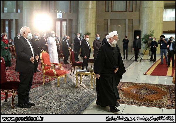 President Rouhani receives envoys, heads of foreign organizations