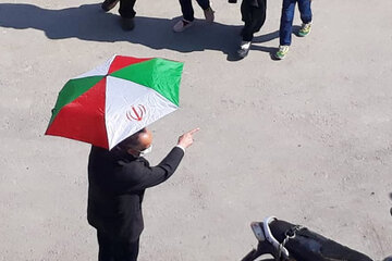 راهپیمایی سواری مردم اصفهان در سالروز پیروزی انقلاب اسلامی