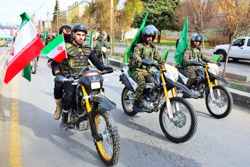 راهپیمایی ۲۲ بهمن در خرم‌آباد