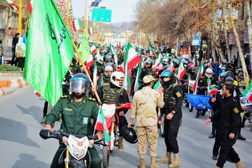 حضور حماسی مردم در روز ۲۲ بهمن دنیا را شگفت‌زده کرد