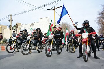 راهپیمایی ۲۲ بهمن در خرم‌آباد