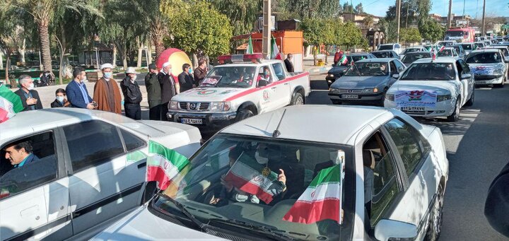 راهیپمایی ۲۲ بهمن به صورت کاروان خودرویی در قصرشیرین برگزار شد