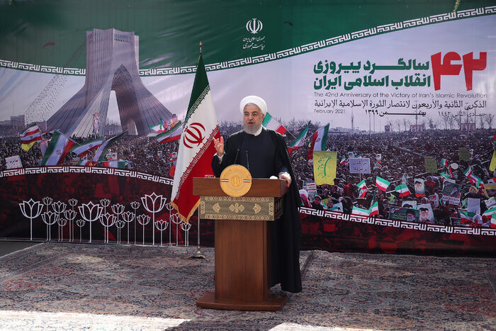 سخنان روحانی در مراسم بزرگداشت سالروز پیروزی انقلاب اسلامی