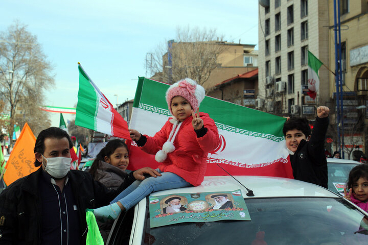 راهپیمایی خودرویی ۲۲ بهمن در ارومیه
