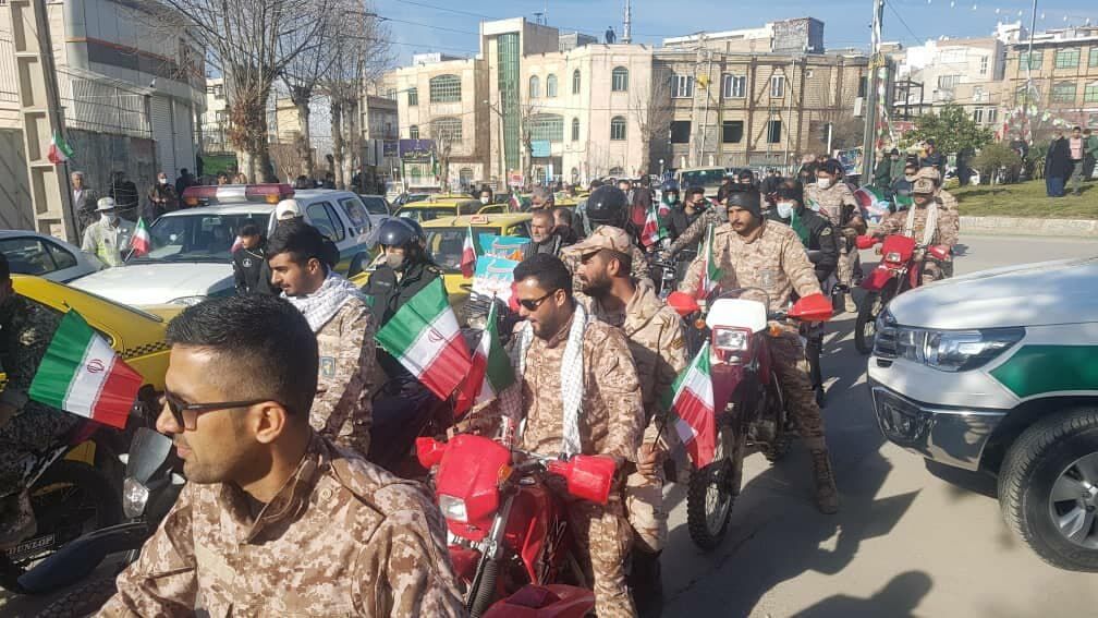 مردم جوانرود در راهپیمایی ۲۲ بهمن حماسه‌ای بیاد ماندنی آفریدند