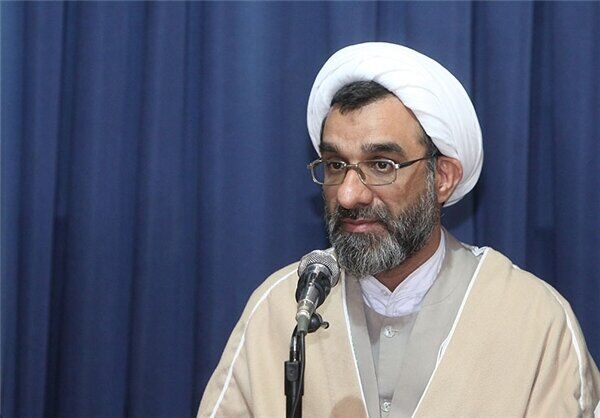 خطیب جمعه دزفول: اعتماد به آمریکا نتیجه‌ای جز نابودی ندارد