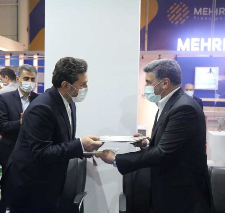 تفاهم‌نامه بانک صادرات و صندوق نوآوری وشکوفایی ریاست جمهوری امضا شد