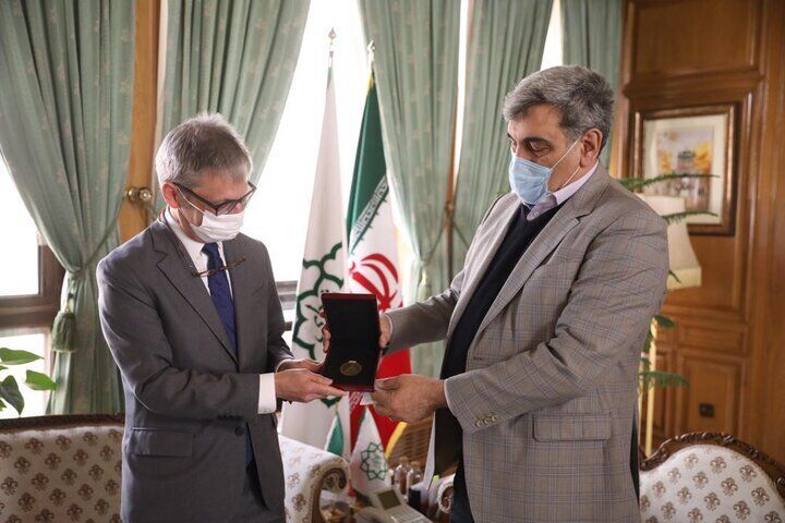 Tehran municipality welcomes Danish renewable energies technology