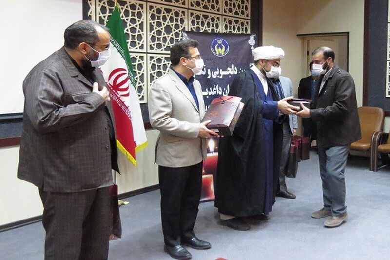 آیین دلجویی امدادگران داغدیده از کرونا  در کمیته امداد قم برگزار شد