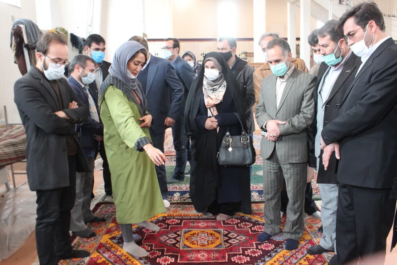 استان اردبیل پایانه تخصصی ترخیص فرش ندارد